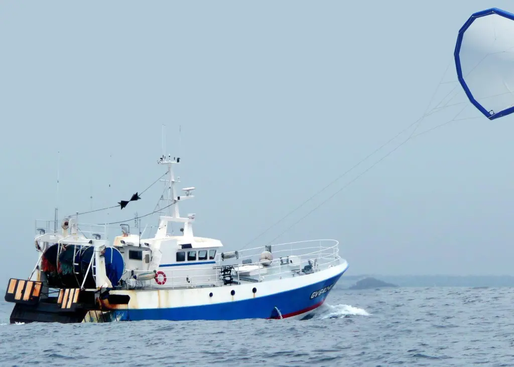 Kite technology could mean considerable savings for the fishing industry