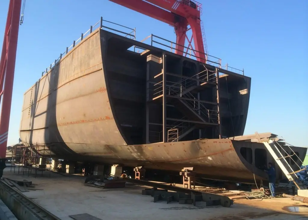 Part of the hull in the Hatsan Shipyard. Photo/HB Grandi: Thórarinn Sigurbjörnsson