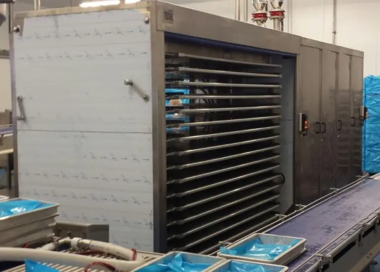 This freezer has a capacity of around 1,500Kg/2 hours and it only requires approximately 65Kg of NH3