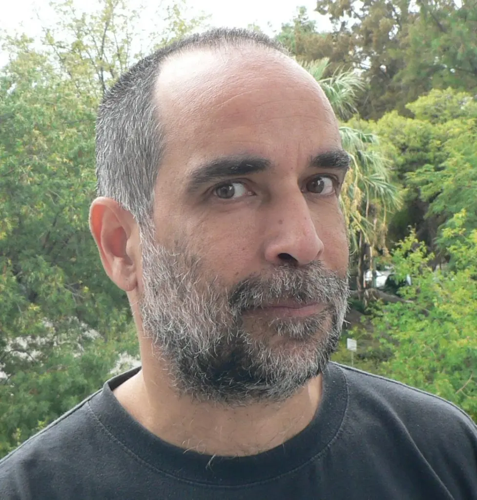 00_65692_Iannis-2
