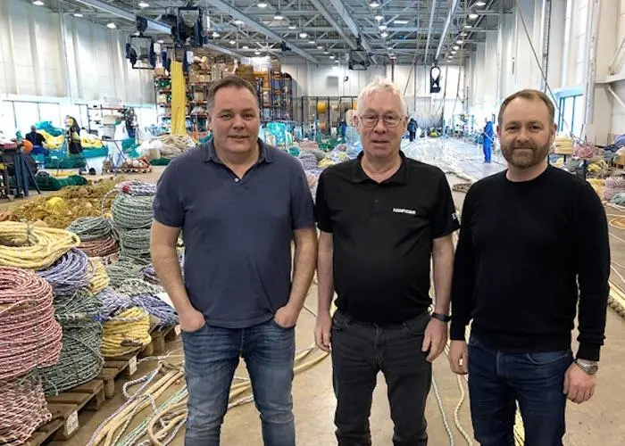 Einar Pétur Bjargmundsson (l) with Kristinn Gestsson and Magnús Guðlaugsson Photo: Hampiðjan Ísland
