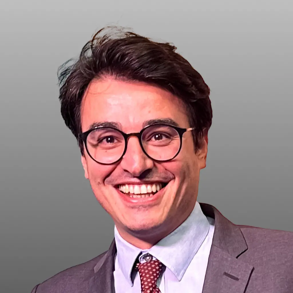 George D Mantas