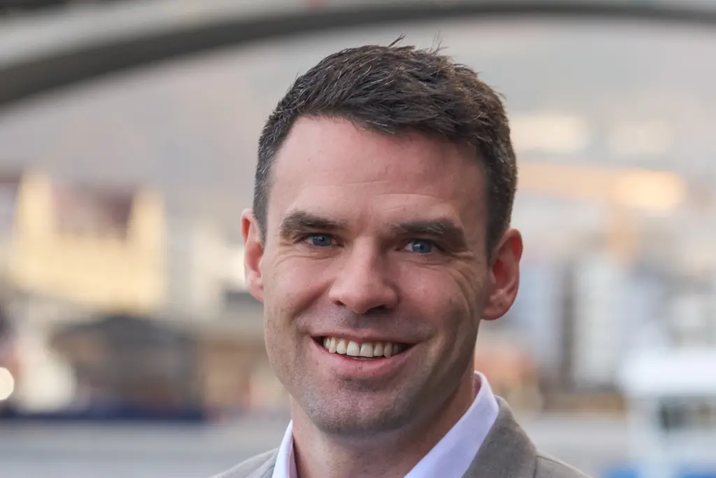 Headshot Eivind Farestveit Larsen