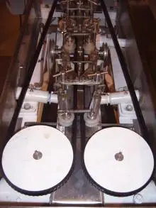 983DF600-52BD-11DB-B588-E76CF42D6891.jpg