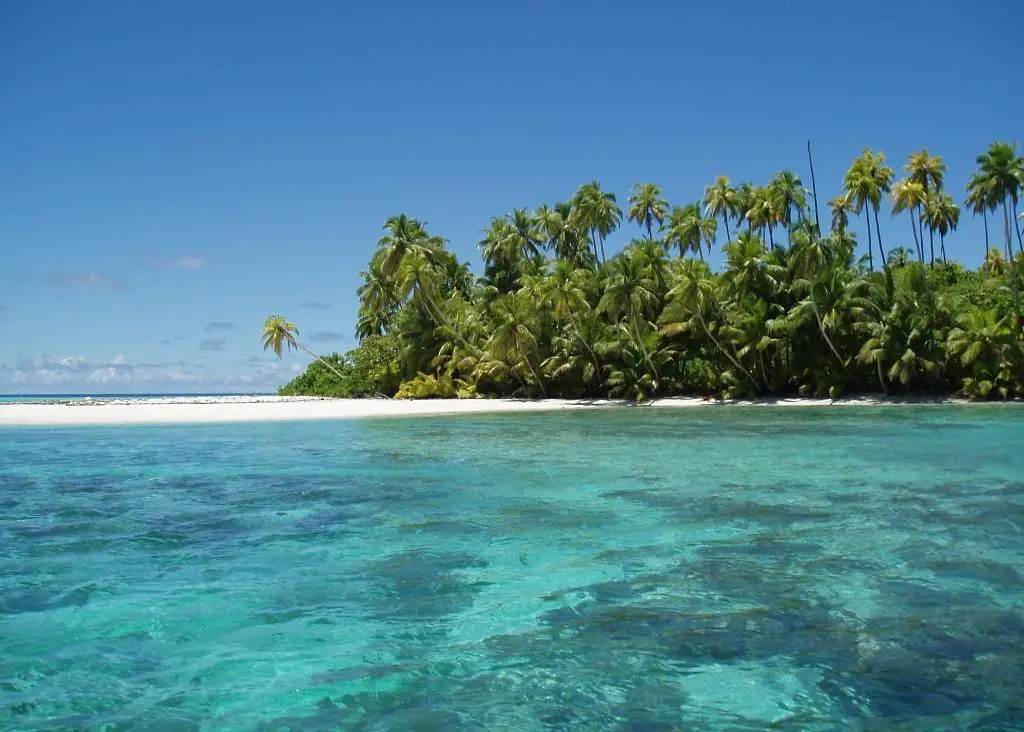 Salomons Atoll, one of the many above water features of the Chagos Archipelago. Credit: Micaelalah