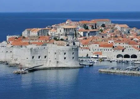 00_59724_Dubrovnik-osm-web