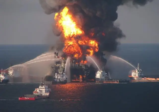 Firefighting response vessels tackling the Deepwater Horizon blaze on 20 April.