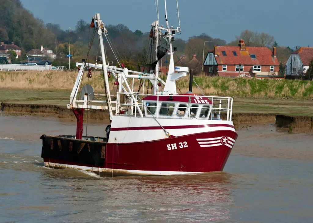 The EC has asked nine countries to adopt national legislation to implement EU rules setting up a vessel traffic monitoring and information system