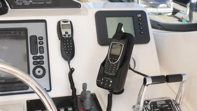 Beam LiteDOCK installed on a boat