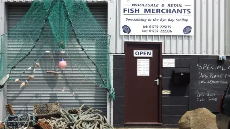 A proper ‘plaice’ to buy fish
