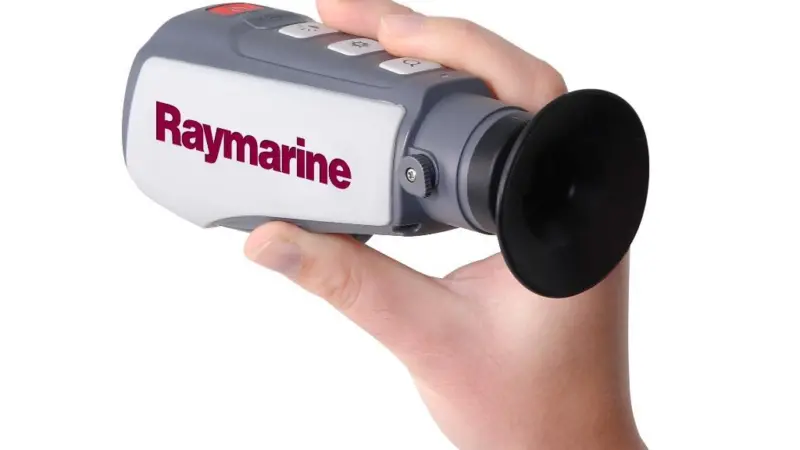 Raymarine’s handheld thermal camera