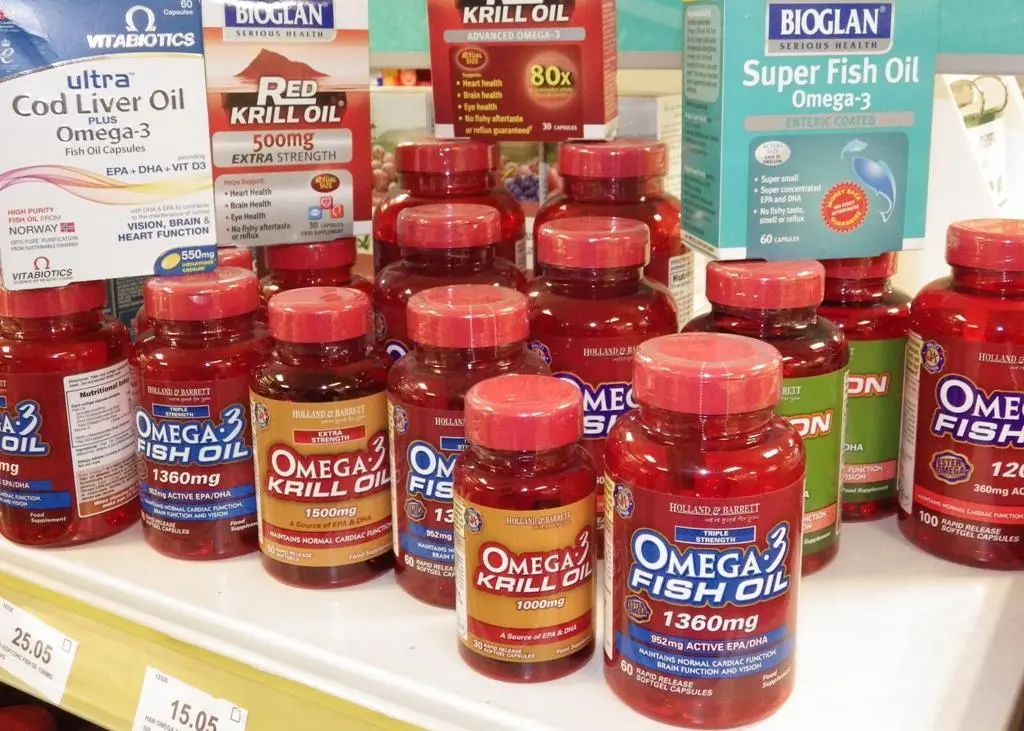 Omega-3 supplements in store