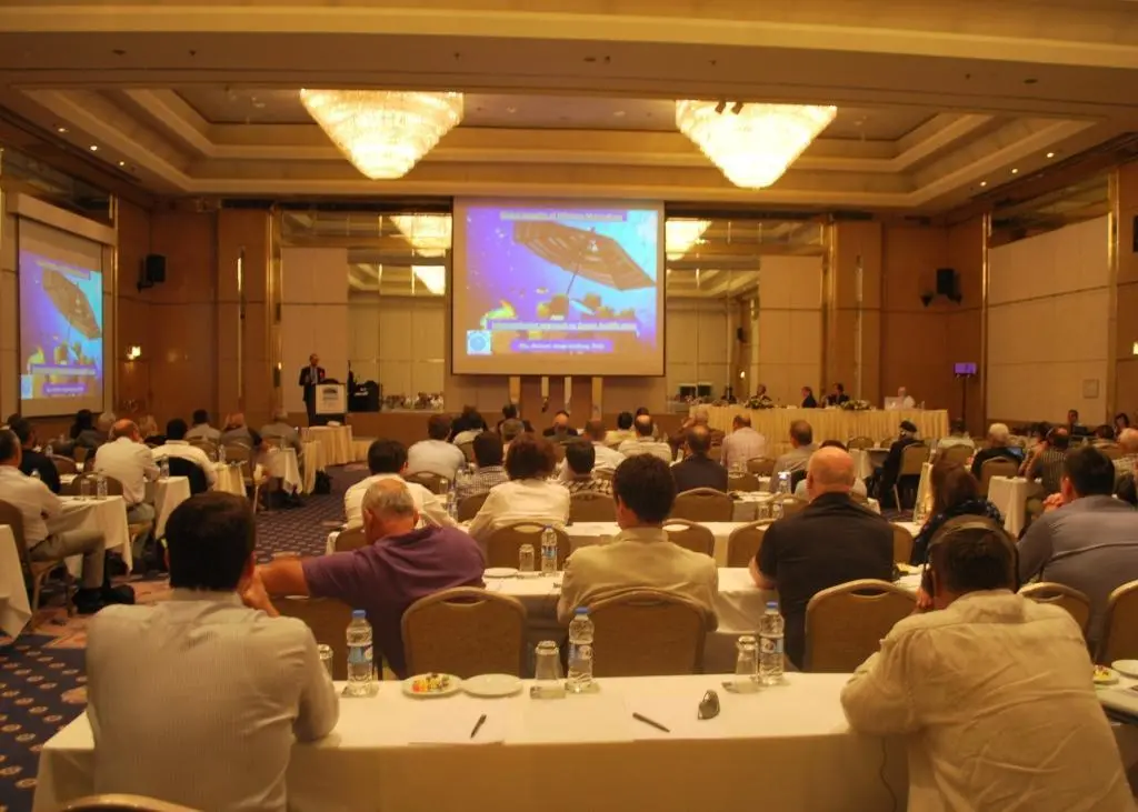 00_59762_Conference-1