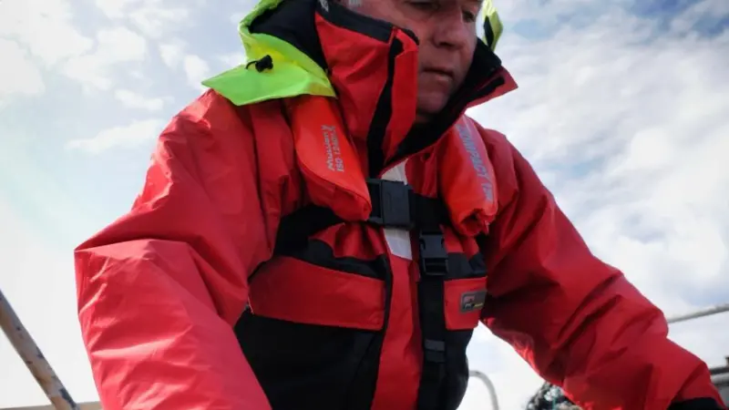 The Mullion Compact 150N CE PFD