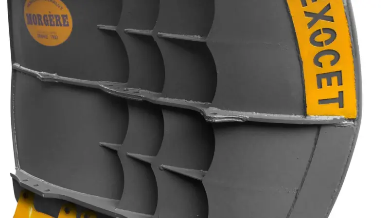 The newly designed ‘Exocet’ door includes a number of innovative modifications that results in almost 60% of the weight of the doors focused at the base
