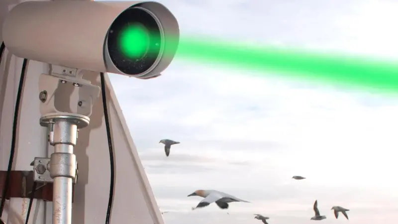 The SeaBird Saver emits a laser beam to keep birds away