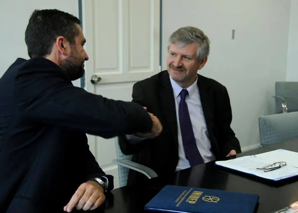 INIDEP has signed a contract with Astilleros Armon Vigo for an oceanographic research and fisheries vessel
