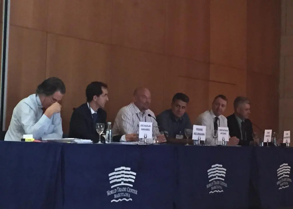 00_65196_OMC-2016-conference-day-one