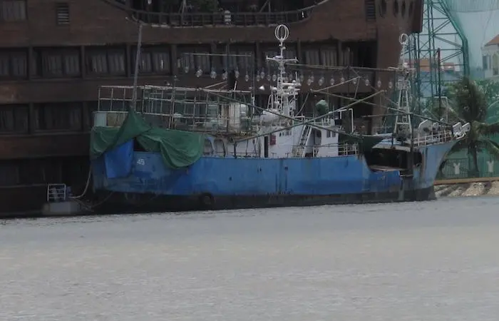 The EU has issued warnings to Saint Vincent and the Grenadines, the Comoros and Liberia over IUU fishing