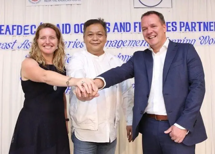 USAID Oceans and Inmarsat partner