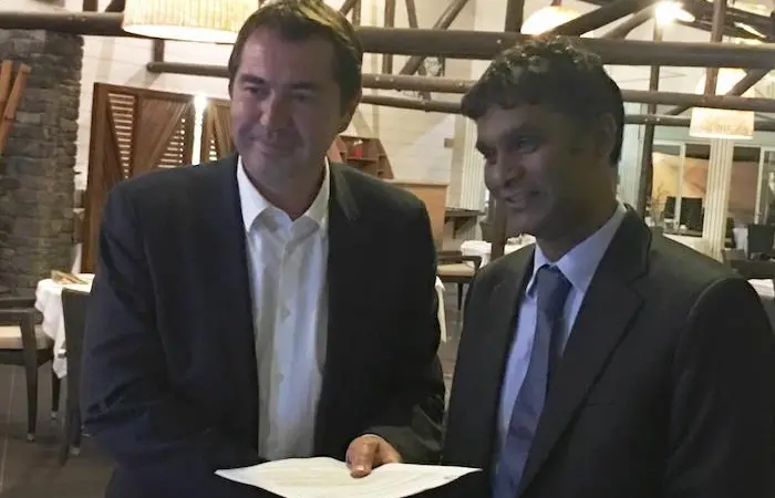 Contract signing