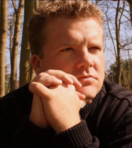 00_66667_Jesper-Clausen