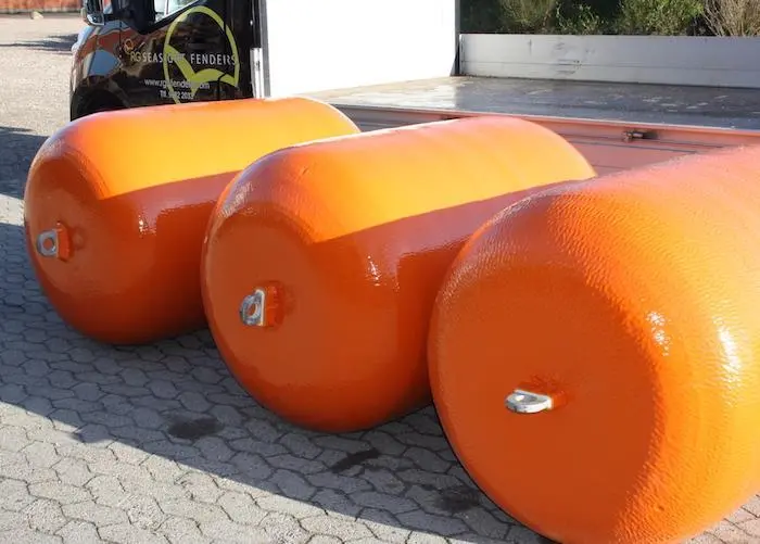 Customised fenders for the fishing industry