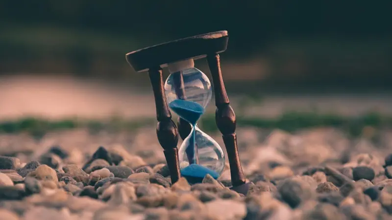 00_67248_time-running-out