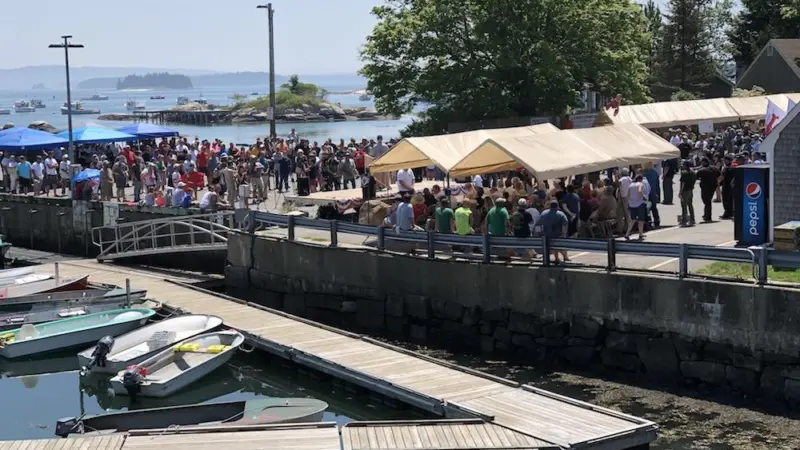 Maine’s lobstermen under industry pressure