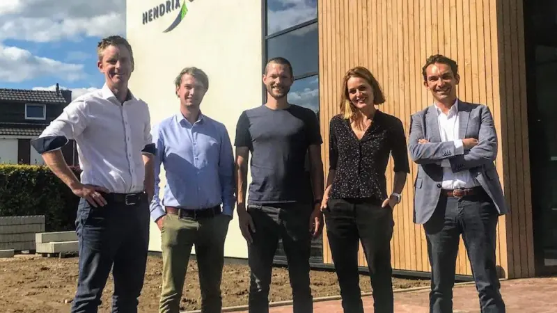Hendrix Genetics and Plant & Food Research are joining forces to test an underwater vision technology that helps select the best breeders Photo: Hendrix Genetics