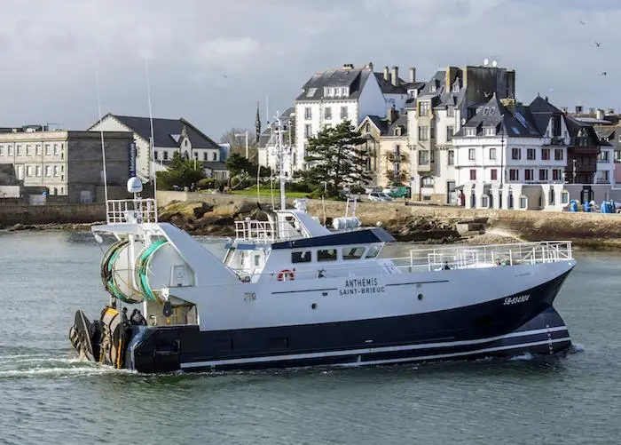 Piriou delivers 23 metre trawler