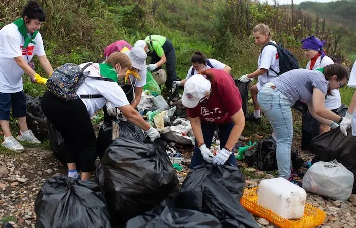 Volunteers collected 200 bags of rubbish on the shores of Schitovaya Bay Photo: RFC