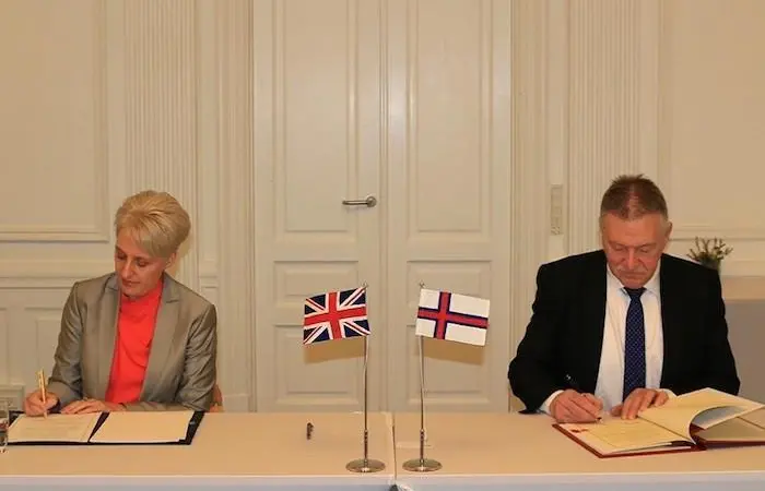 The UK Ambassador to Denmark, Emma Hopkins and the Faroese Fisheries Minister, Jacob Vestergaard