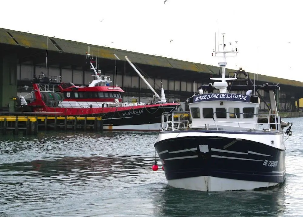 French fishermen threaten blockade