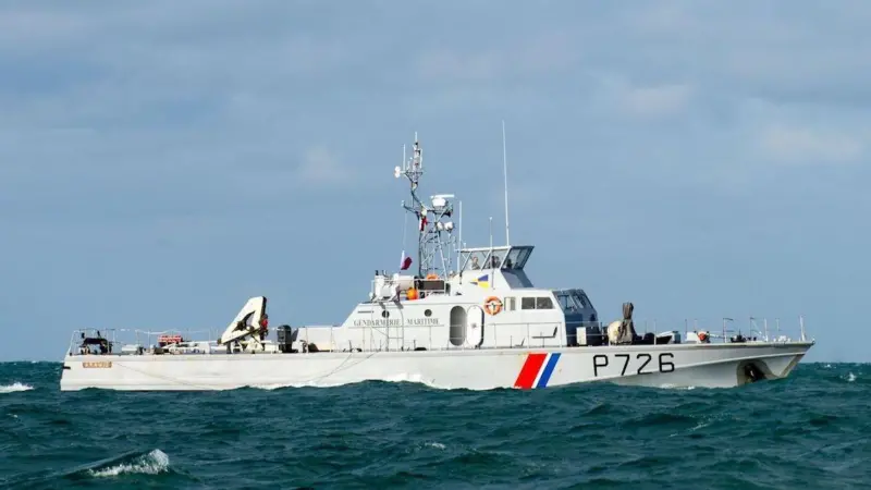 A French patrol vessel escorted a UK fishing vessel to Le Havre. Photo: Marine Nationale