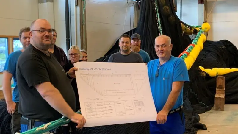 The Mørenot Austevoll team who made Slaaterøy’s record-breaking purse seine. Photo: Mørenot