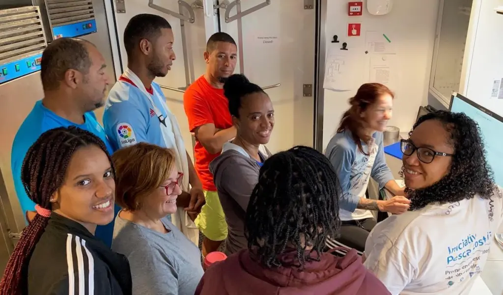 Survey participants receiving training onboard the vessel during the expedition. ©Kathrine Michalsen