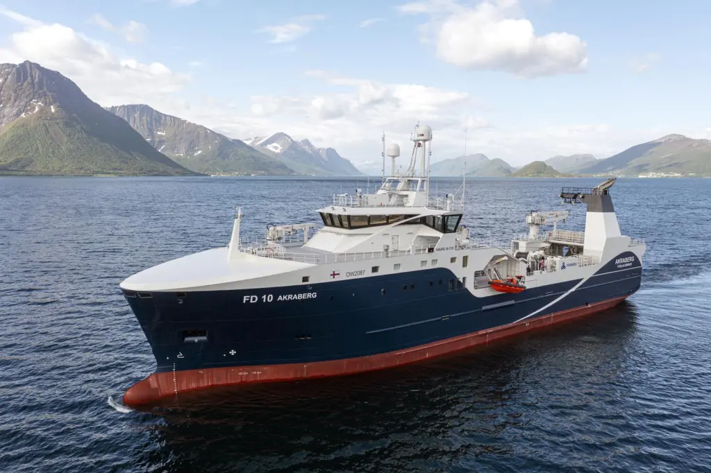 Akraberg - Framherji - Brattvaag - 2022 - Off