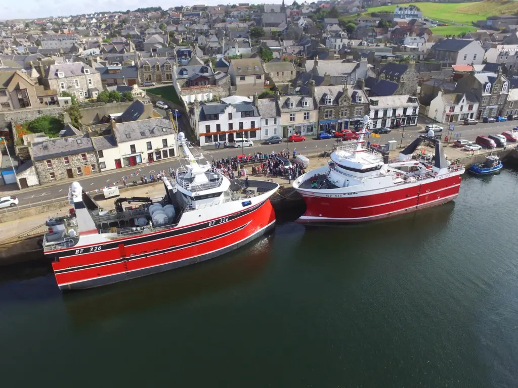 Endeavour V and Venture IV