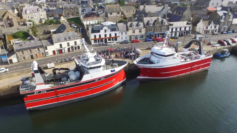 Endeavour V and Venture IV