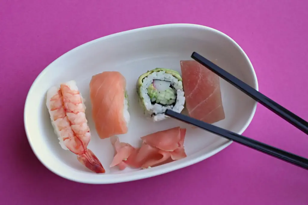 Sushi plate
