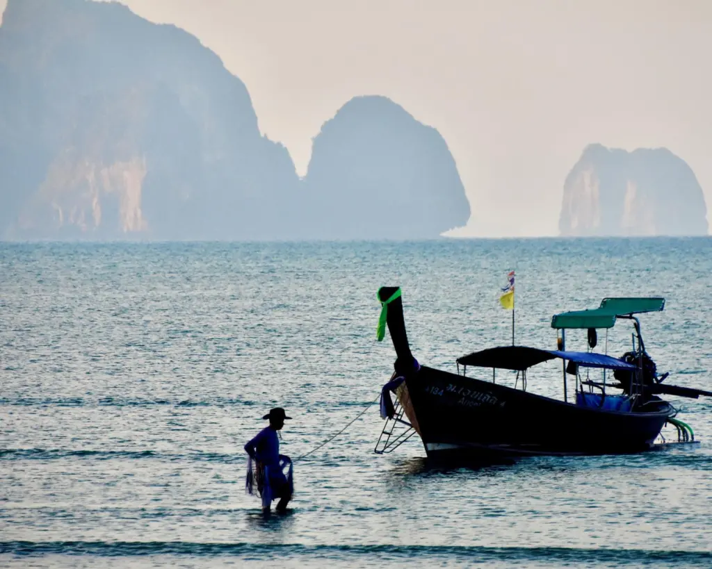 Fishing boat