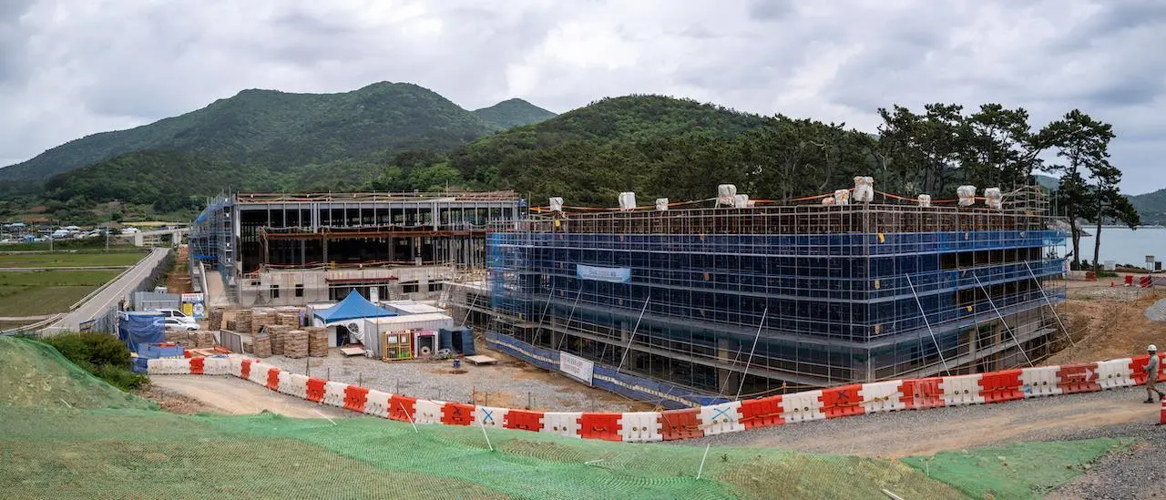 BluGen Construction-Pano