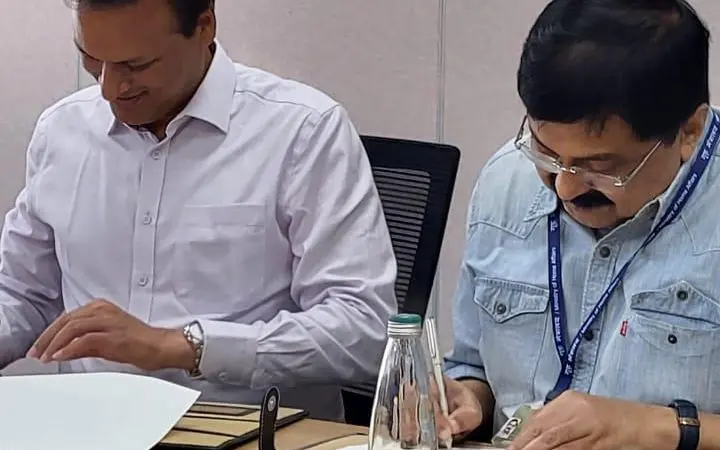 CMFRI Director Dr A Gopalakrishnan, CMFRI director and Dr T Srinivasa Kumar, INCOIS director