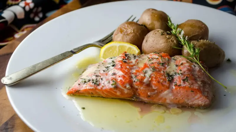 Salmon-with-Herbs-and-Lemon-Garlic-Butter