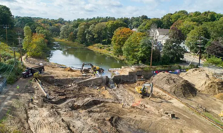 Removal of Holmes Dam from Town Brook in Plymouth Massachusetts