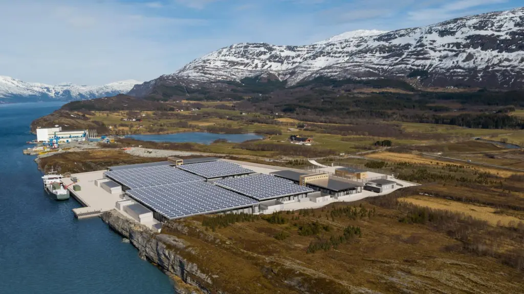 Arctic Seafarm land-based farm with mountains in the background