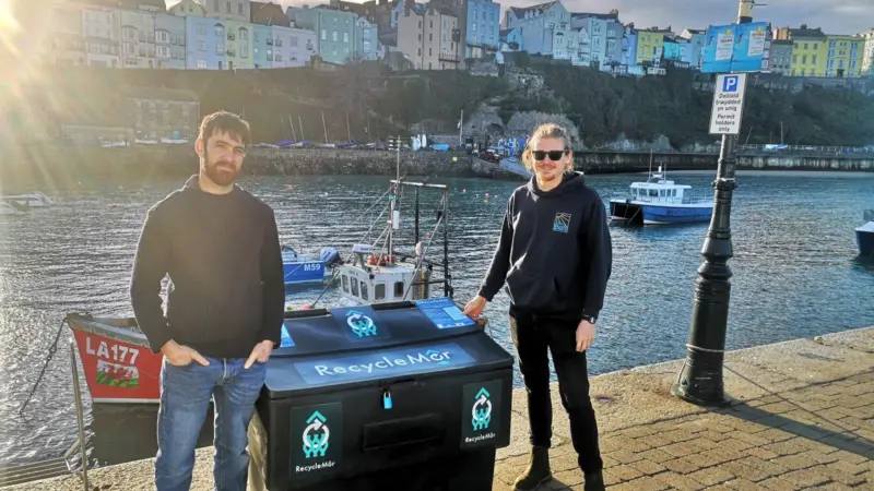 Recycle Mor bin at Tenby Harbour