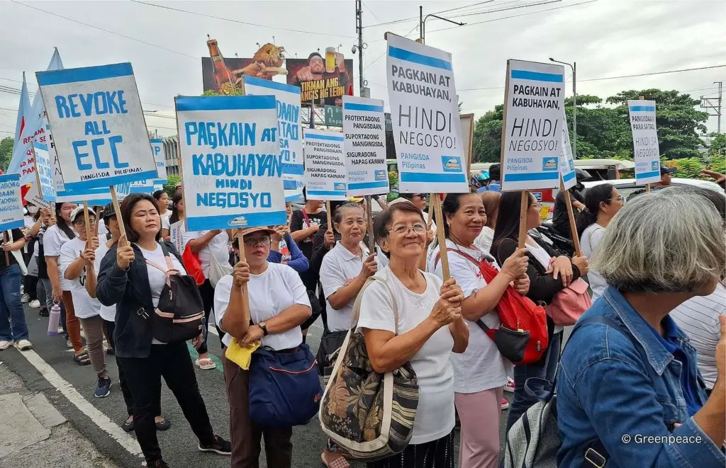 Filipino fisherfolk march to demand their livelihoods are protected