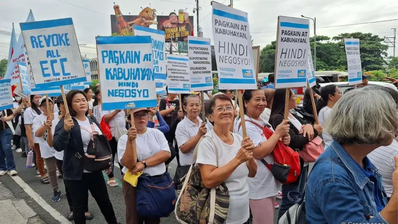 Filipino fisherfolk march to demand their livelihoods are protected